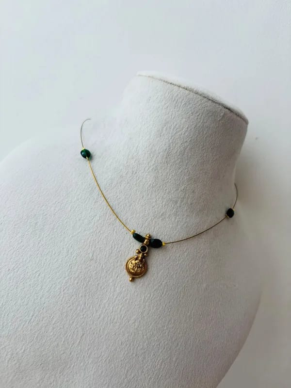 Invisible Chain Devi Pendant thumbnail 2
