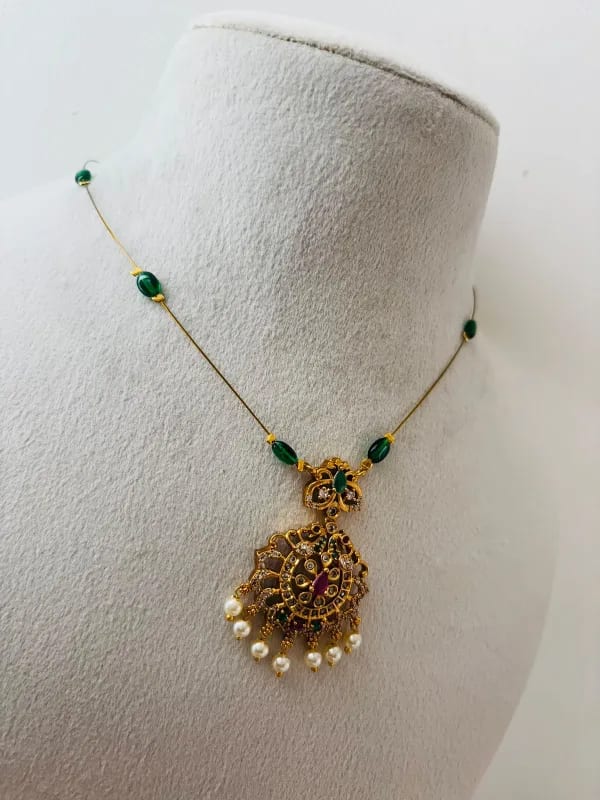 Invisible Chain pearl pendant drops thumbnail 2
