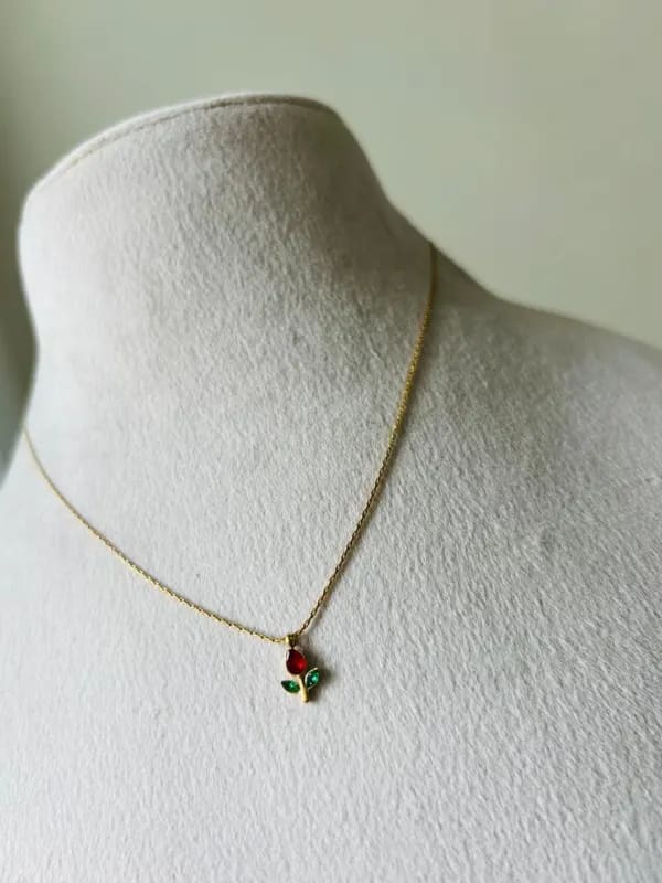 Trending Mini Tulip Pendant Necklace thumbnail 3