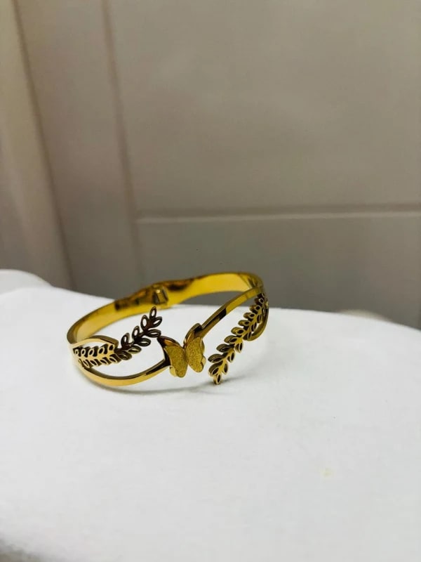 Golden Butterfly Kada - Open Type thumbnail 2
