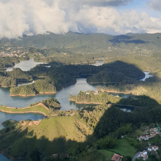 medellin tour guatape