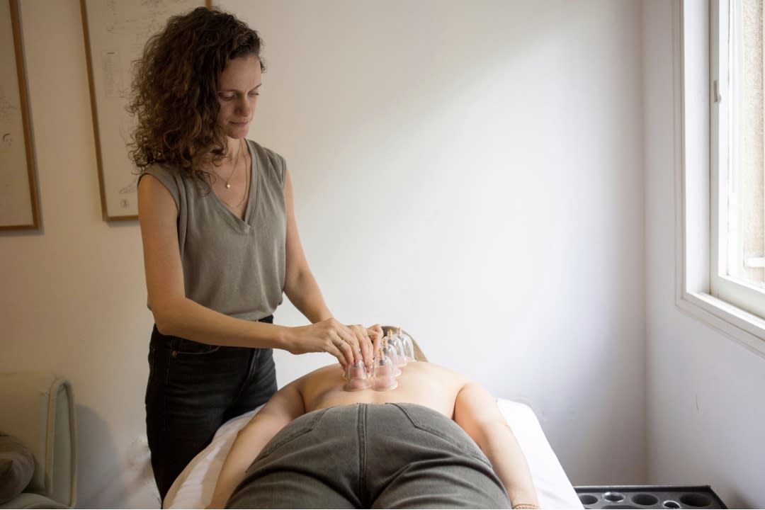 Profile image of בר שוורץ הררי - מטפלת ברפואה סינית