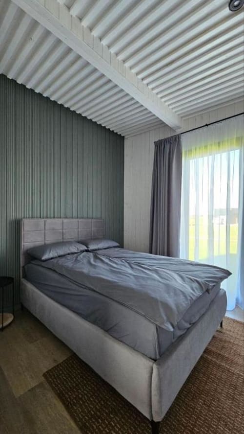 Vilkiškių Karpis Glamping — Lakeside Sanctuary — 2