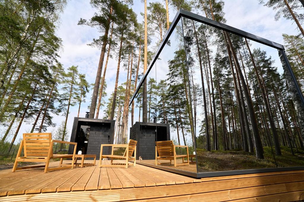 Bejas Lux - OOD Hotels — Lakeside Mirror House Sanctuary
