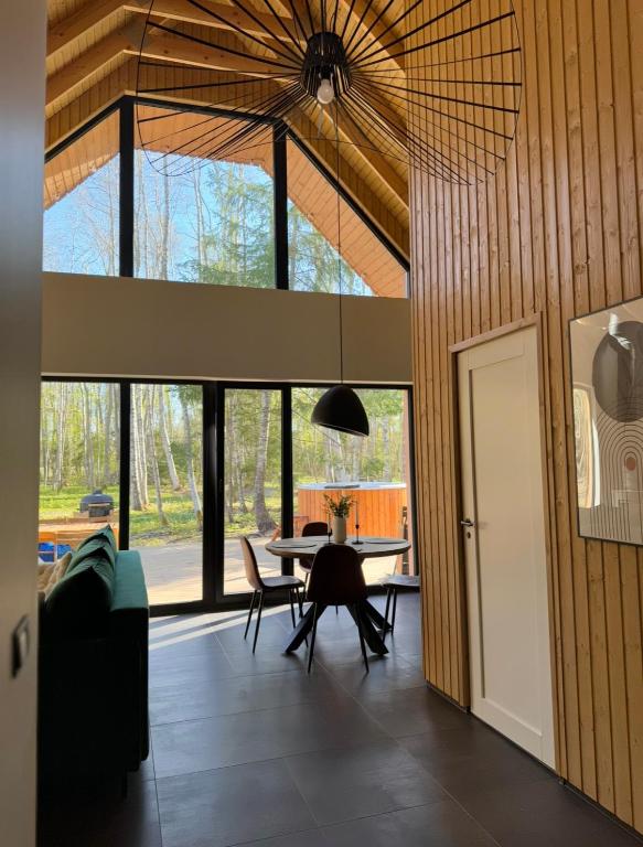 Silihouse — Meža svētnīca pie Padises abatijas — 6