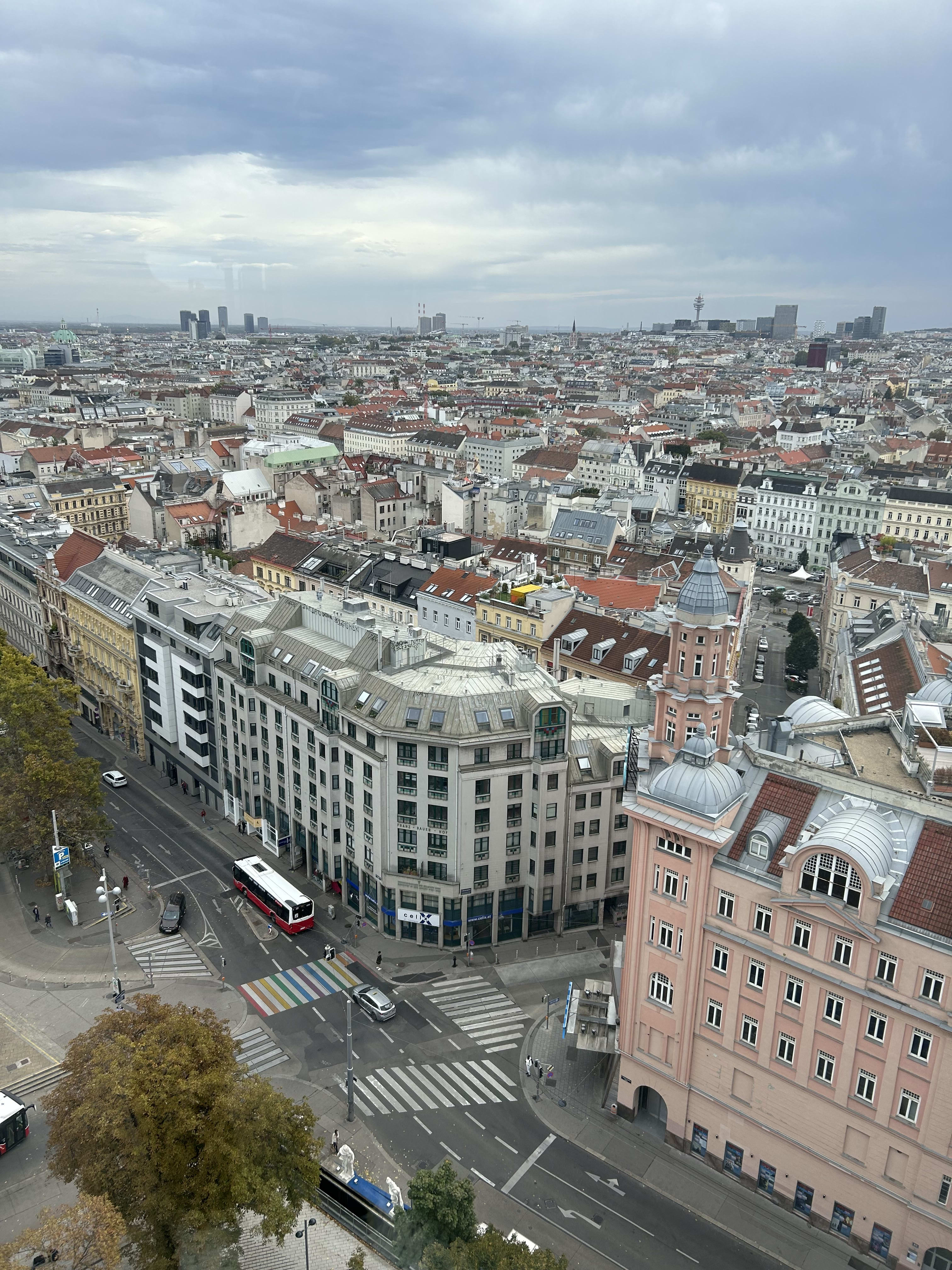 Panorámica de la ciudad de Viena, arquitectura imperial