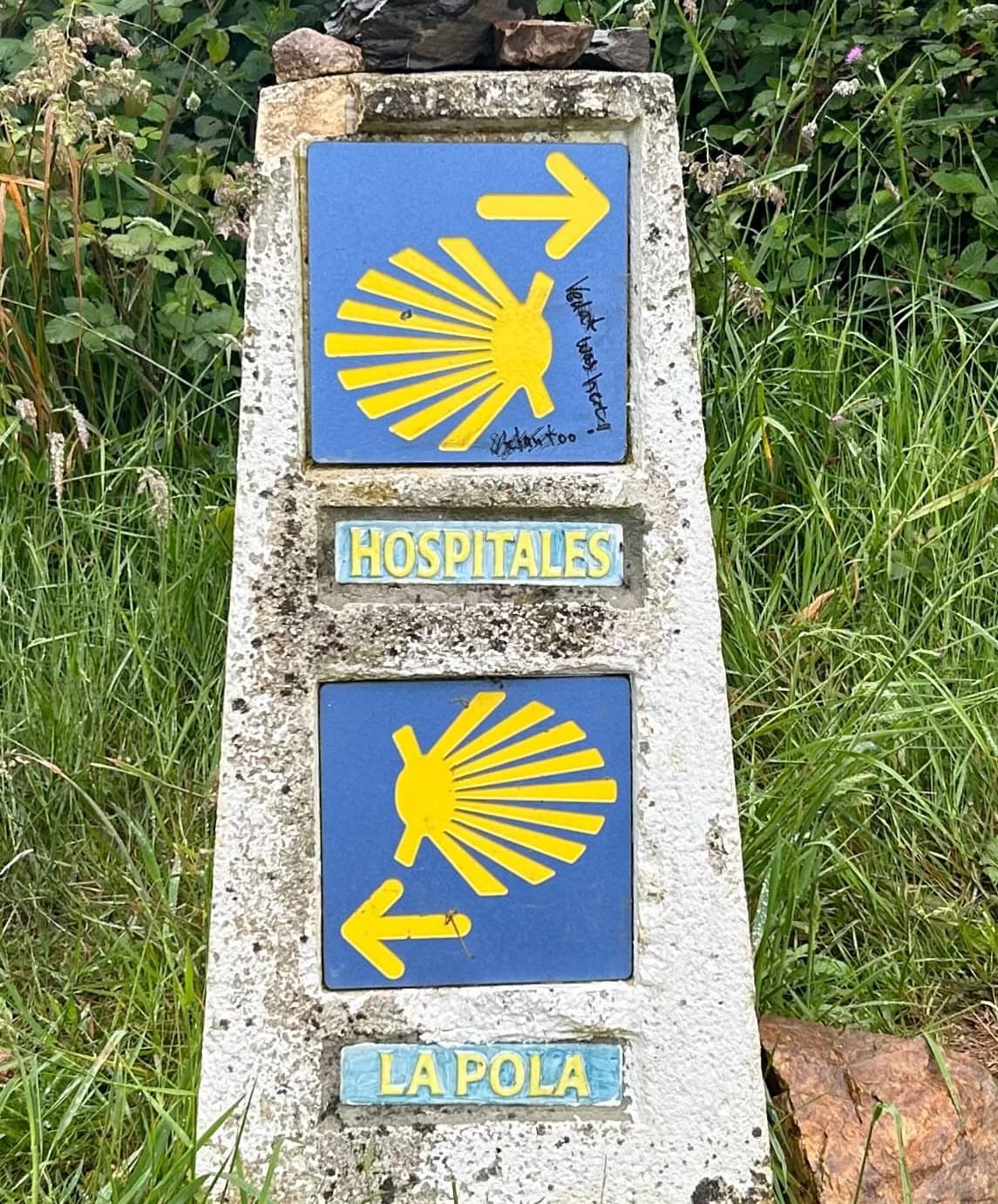 Desvío del camino de Santiago antes de Pola de Allande