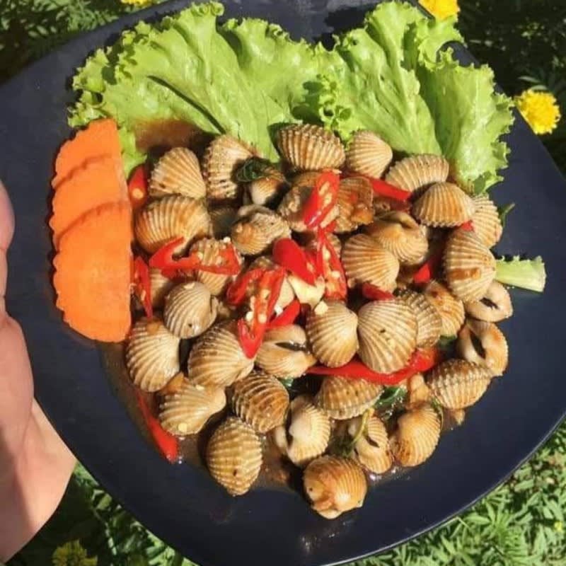 ងាវឆាអំពិលទុំ