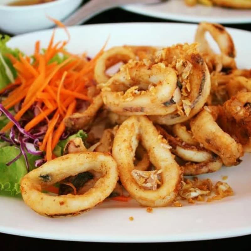 មឹកបំពងខ្ទឹមស