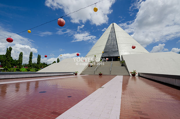 Monumen Yogya Kembali
