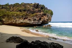Pantai Ngrawah