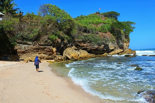 Pantai Ngetun