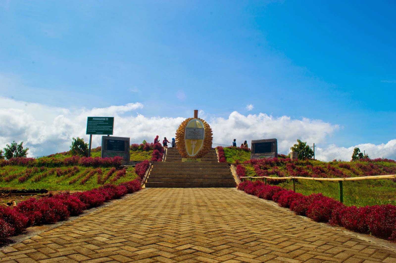 THR Gabusan Square