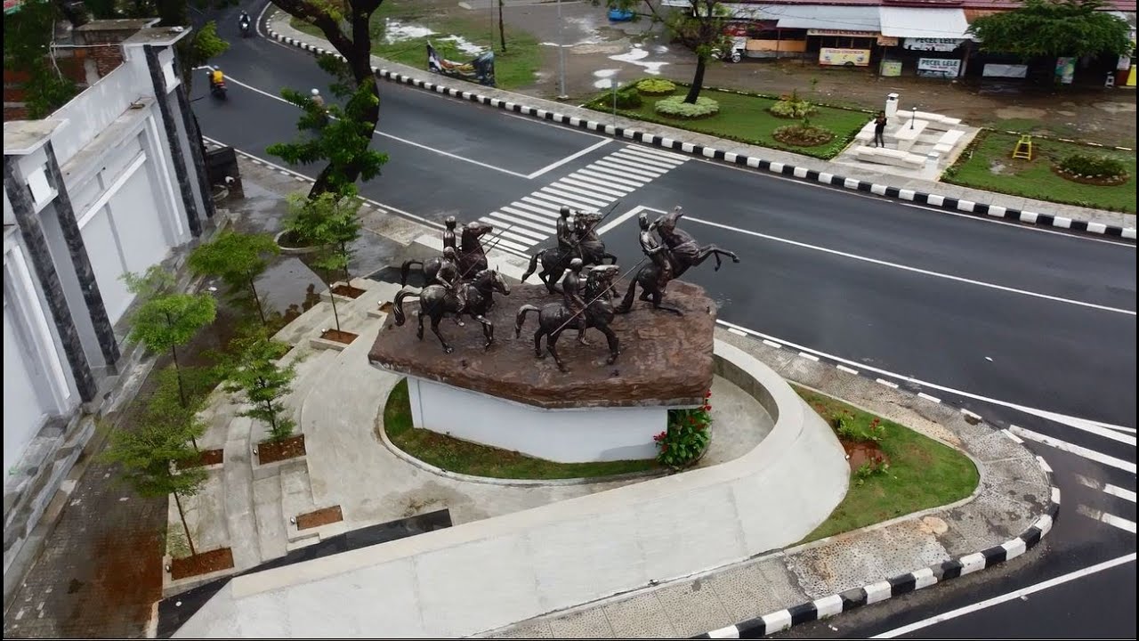 PATUNG SULTAN AGUNG Imogiri