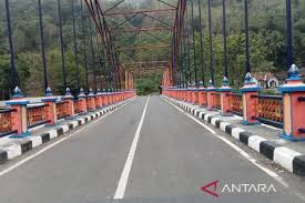 Jembatan Diro