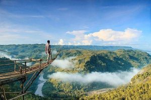 Wisata Batu Titanic
