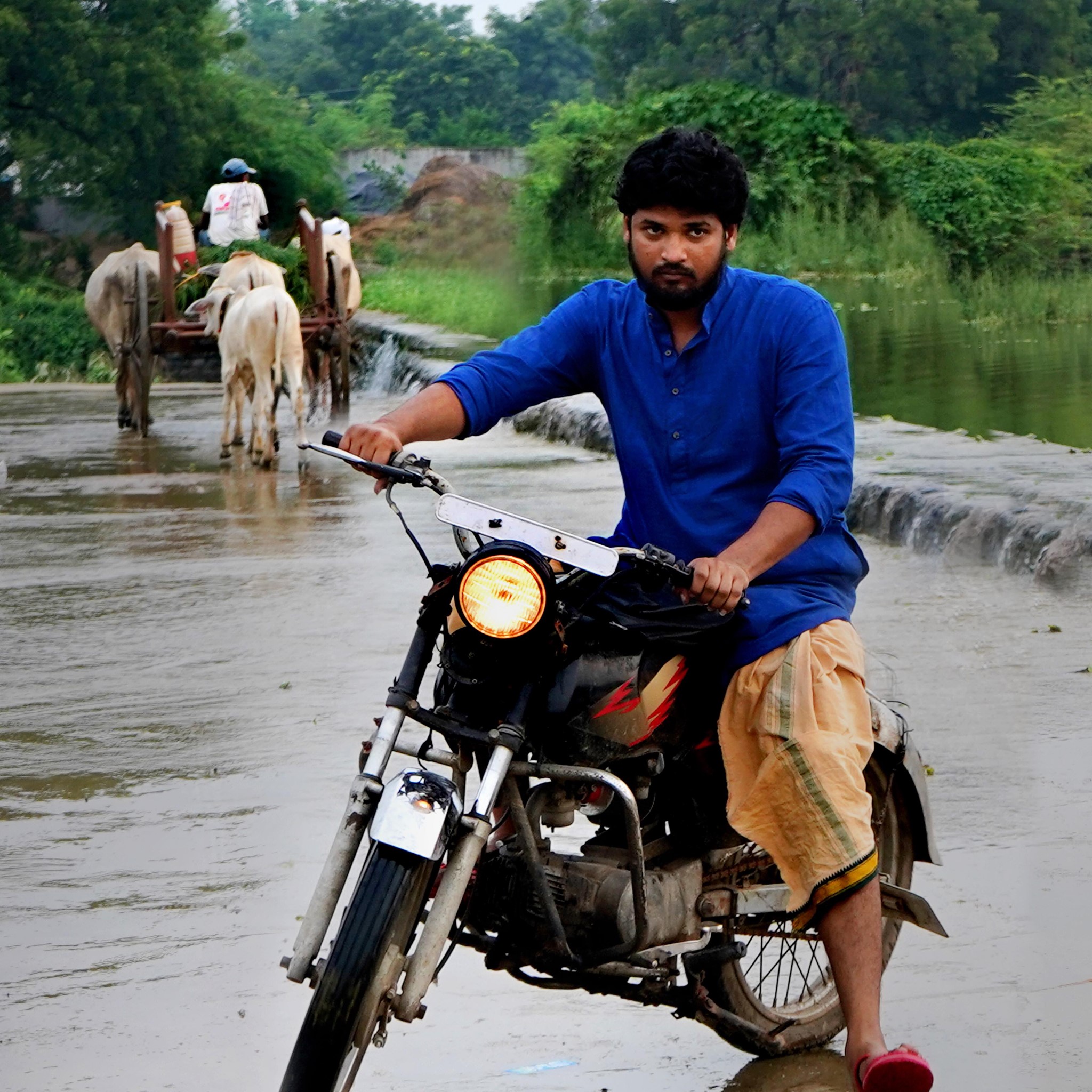 Anvesh Michael as Suresh Pasha in Entertainments Private Limited