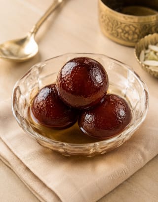 Angoori Gulab Jamun