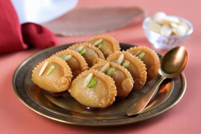 Gujia Stuffed With Khoya (Hand Made)