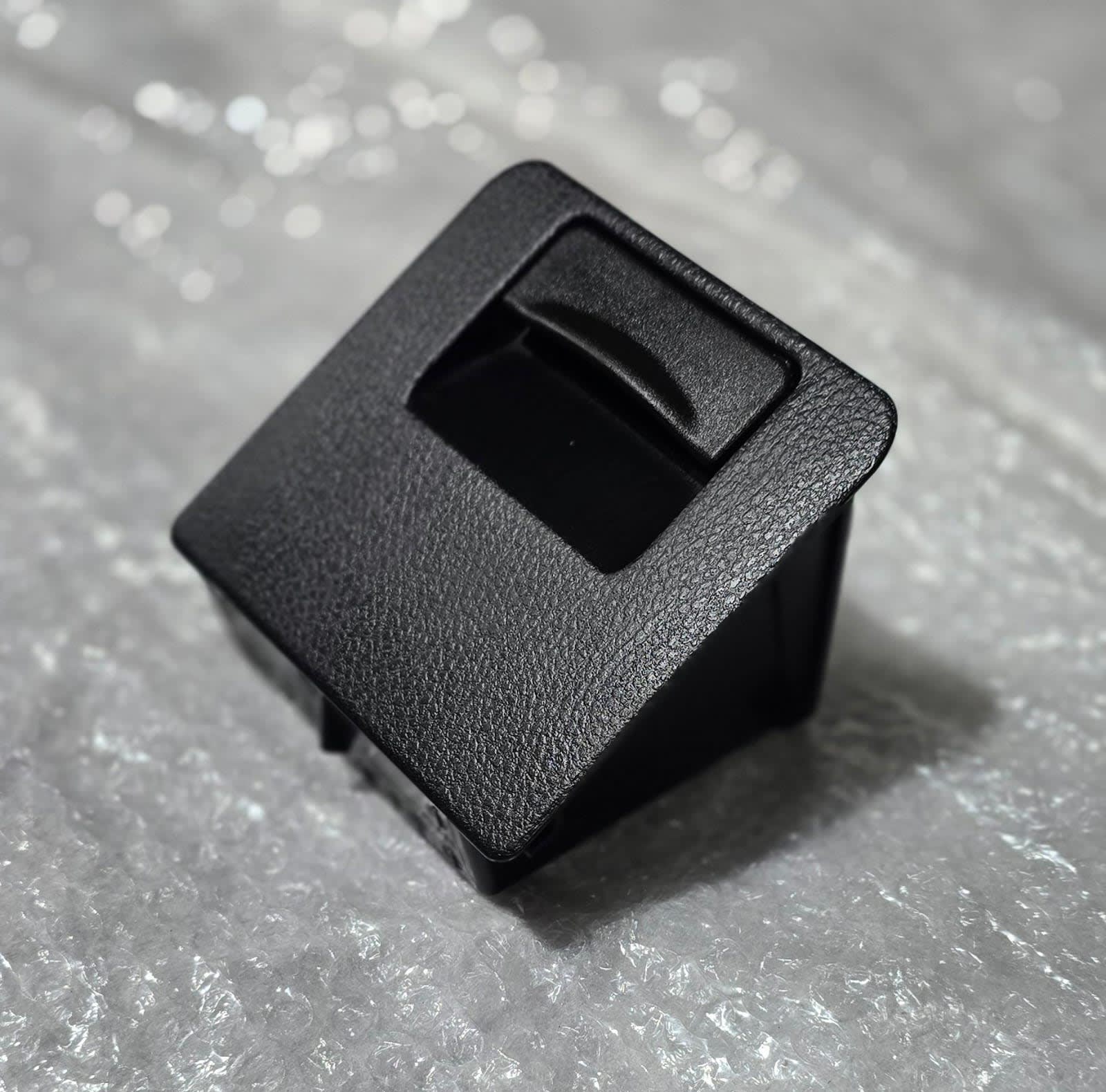 Coin holder basket (corolla 2015-2026)