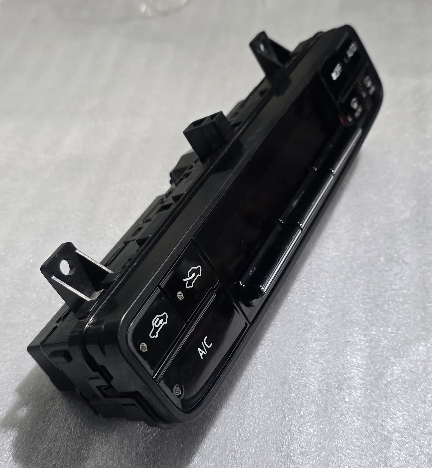 Climate Control Panel (grande 2018-26)l