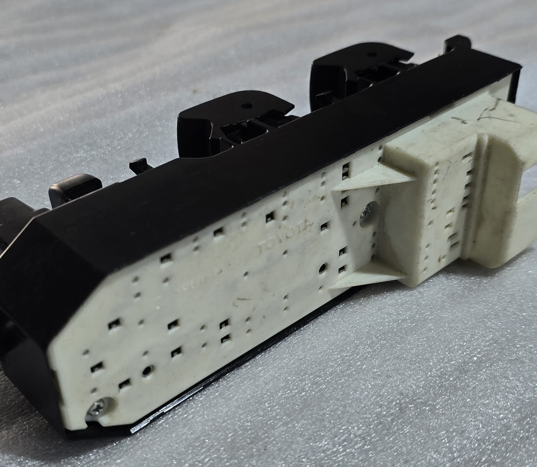 MASTER SWITCH variant