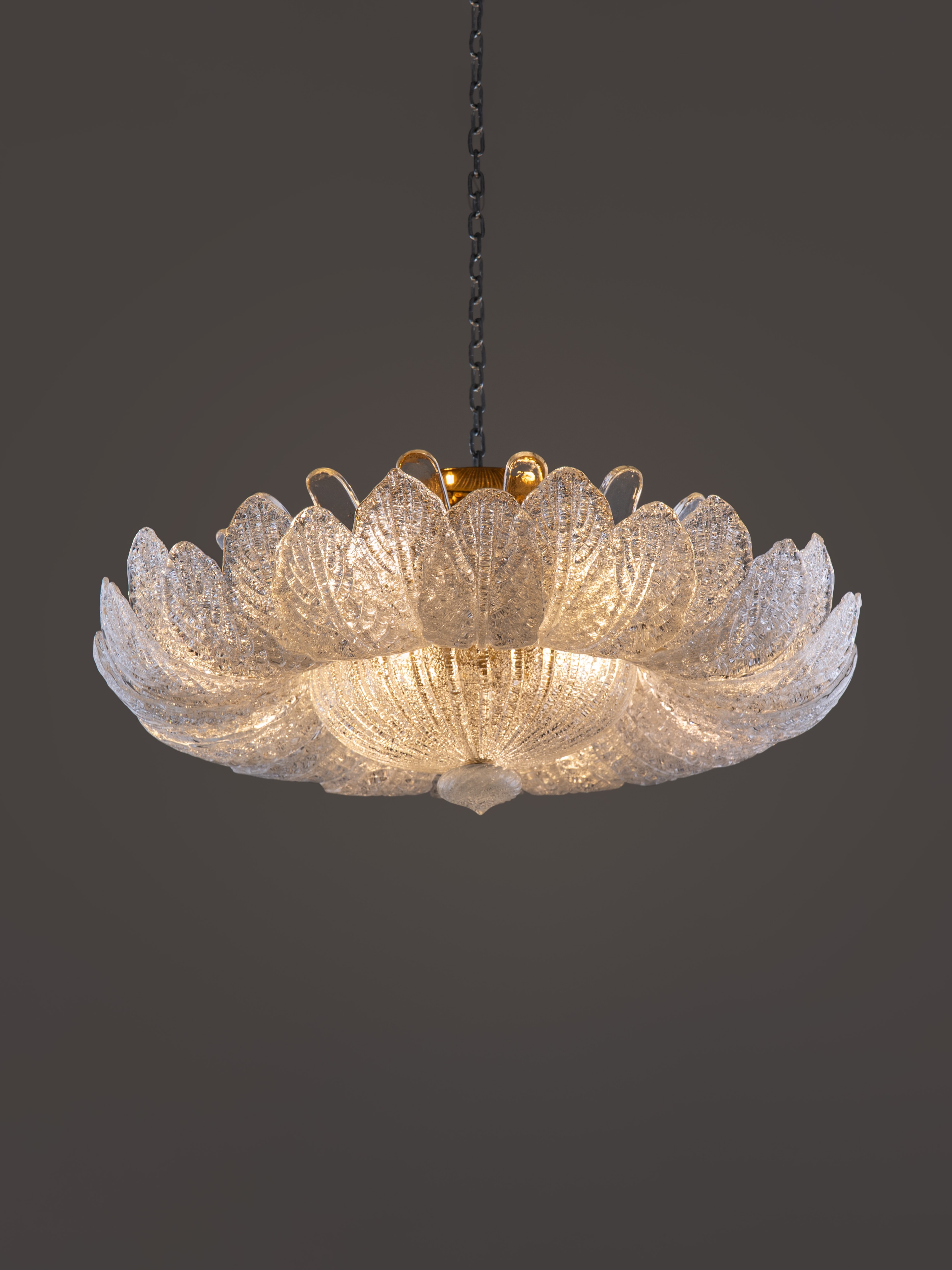 Barovier and Toso Murano Glass Ceiling Lamp mod. Rex 1980s✨ #barovier #baroviertoso #italianlighting #vintagemurano #muranolamp