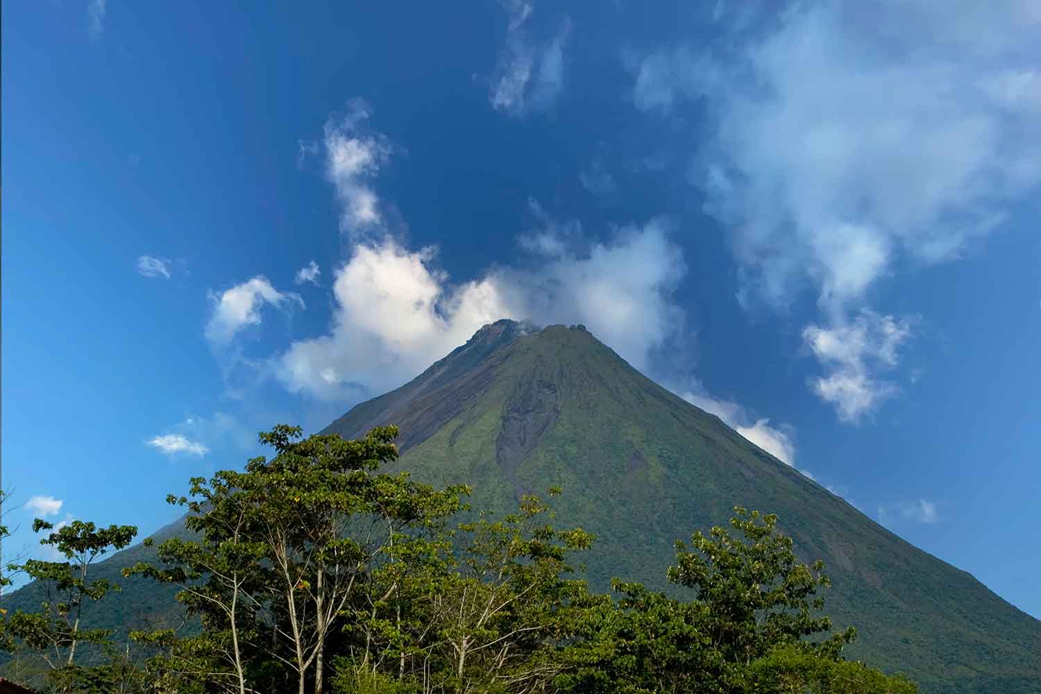 vulkan-arenal-alajuela-costa-rica.jpg