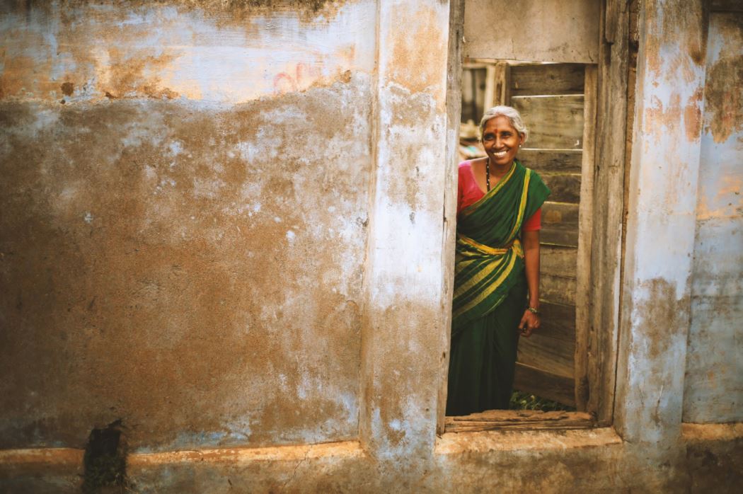 smiling old woman in India.JPG