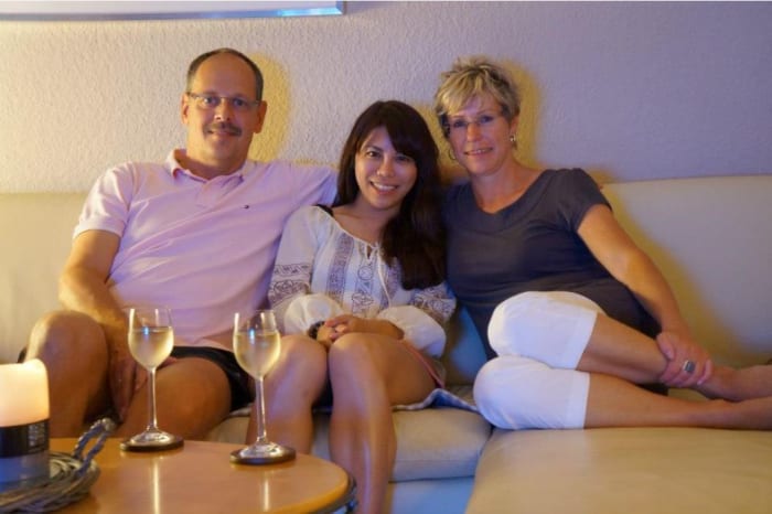 Christina adore pouvoir faire des rencontres chez les hôtes qui l'accueillent