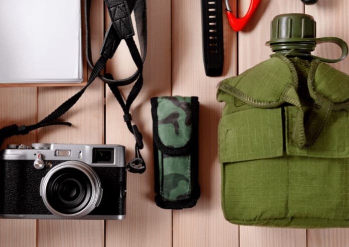 Kit supervivencia militar