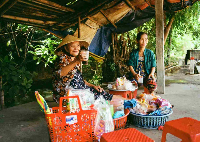 Thailändische Frauen.jpg
