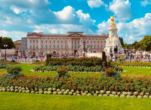 Buckingham Palace.jpg