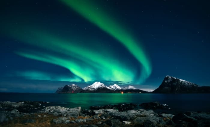 Aurores boréales depuis les îles Lofoten, Norvège