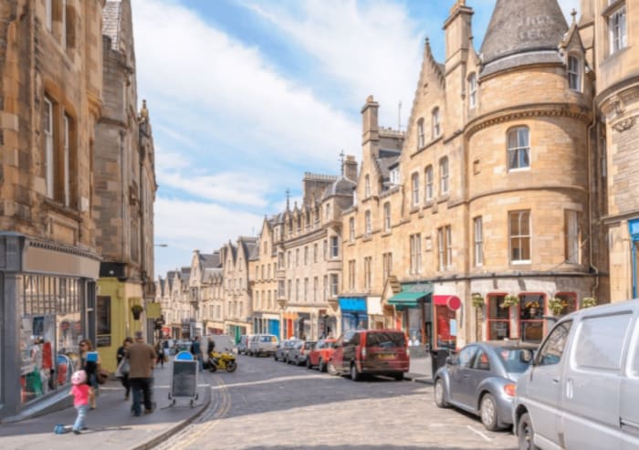 The pretty streets in Edinburgh