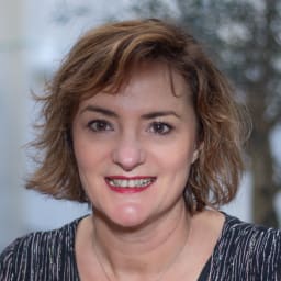 Picture of Isabelle Breil