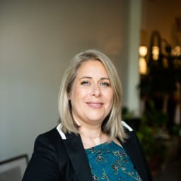 Picture of Cécile Arnold