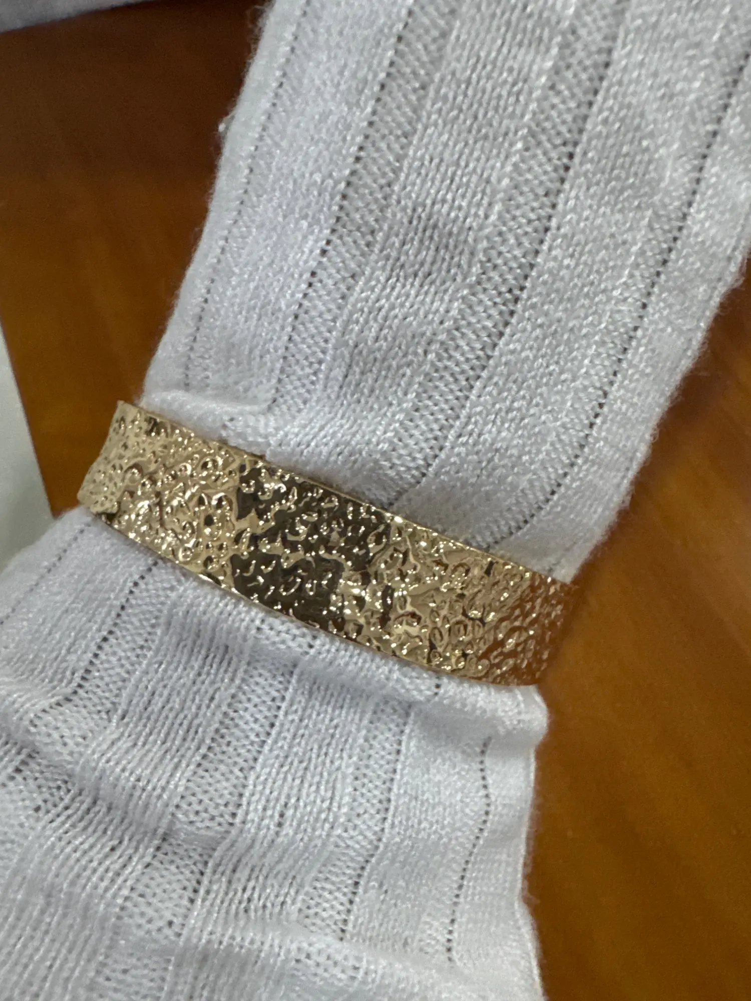无光泽防水镀金Pvd Exture三线钻石铺装袖口女式手镯