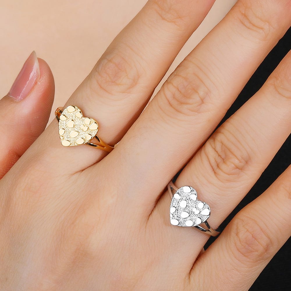 Bridal Jewelry According to Your Dress: Timeless Elegance — Vintage Jewelry Magazine by QC jewelry
