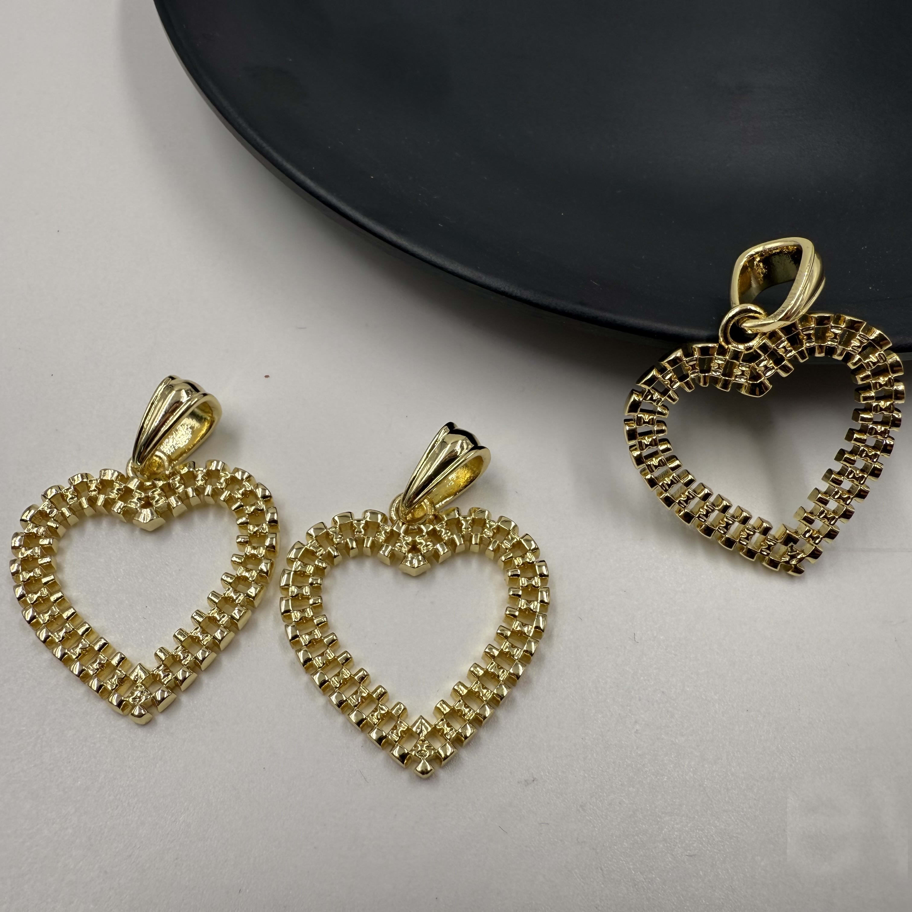 2026 QC Jewelry Klassischer 14-karätig vergoldeter, herzförmiger, hohler Nugget-Kupfer-Anhänger für Damen, stilvolles Modeaccessoire - Standard - Damen Jewelry