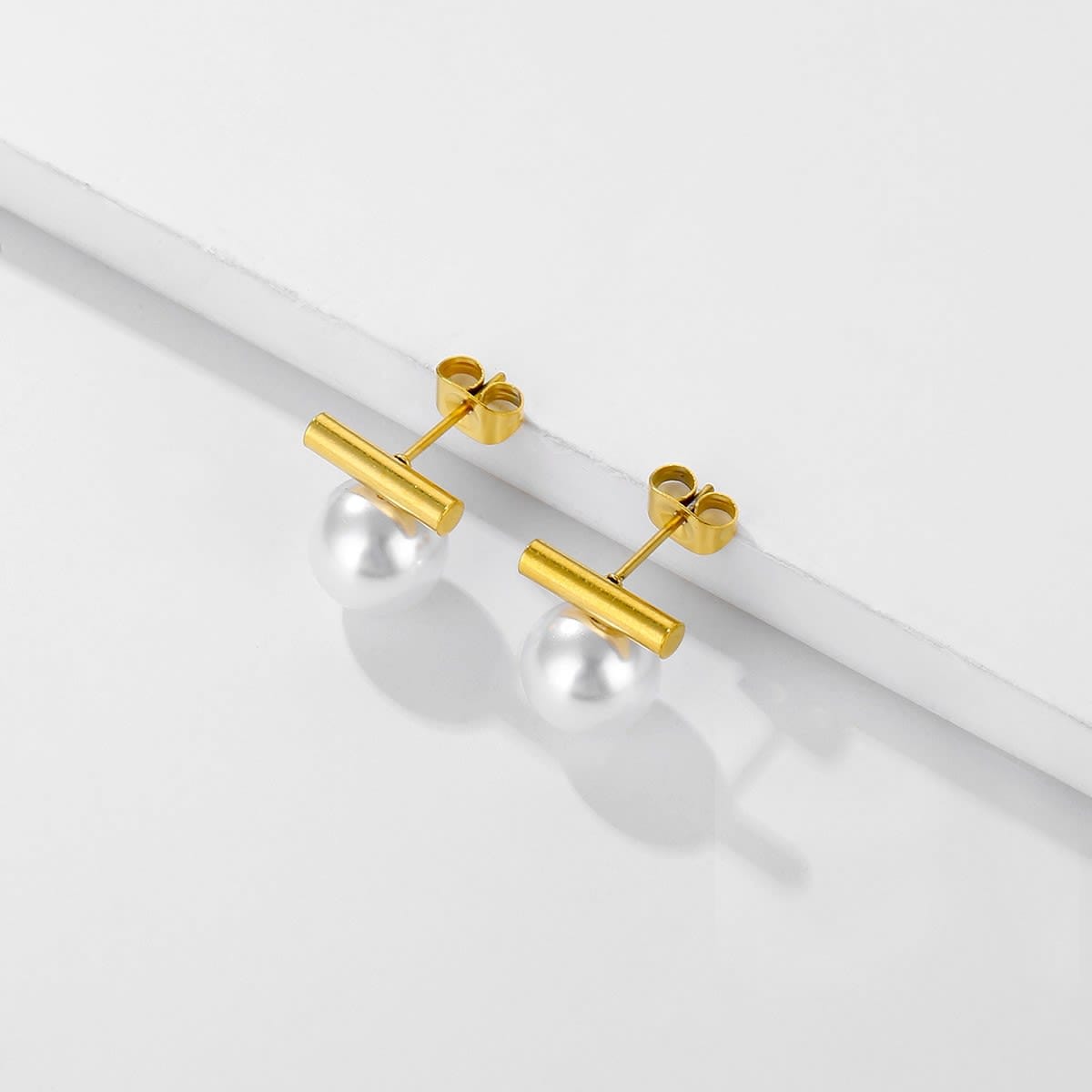 2026 QC Jewelry und American Minimalist High-End-Ohrstecker aus zylindrischem und perlenförmigem Gold aus 18 Karat vergoldetem Edelstahl - Gold - Damen Stud
