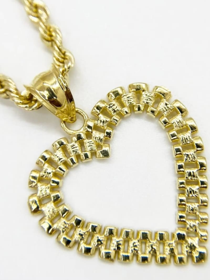 2026 QC Jewelry Heart Charm Pendant 14K Gold Plated Copper with Emerald | Women & Girls Gift Jewelry Wholesale