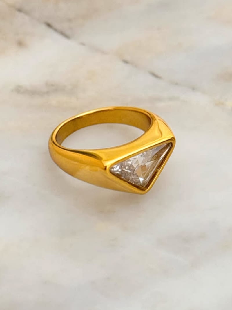 2026 QC Joyería Anillo de diamantes Anillos de acero inoxidable Joyería de alta calidad para mujeres Joyería de moda chapada en oro Bague Acier Inoxidable