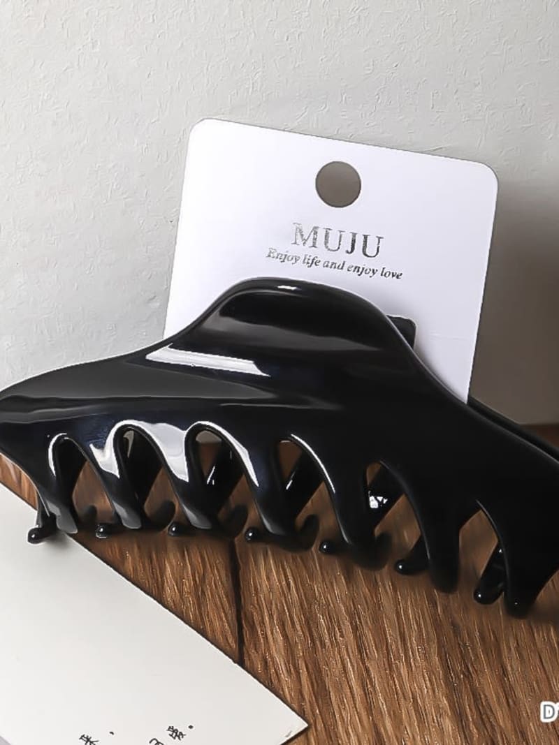 2026 QC Jewelry PC Hair Clip Red Bright Face Clip Large Hair Claw PC Material Back Head Shark Clip