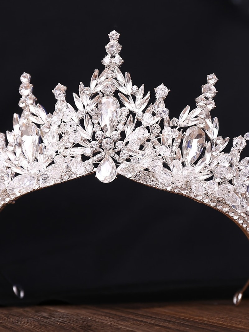 2026 QC Jewelry Crown Beaded Crown Crystal Wedding Dress Accessories for Japanese and Korean Wedding Gowns Birthday Wedding Crown Tiaras