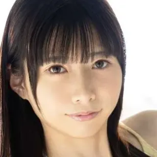雛乃ゆな