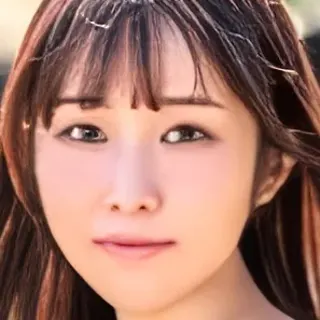 桐谷すずね