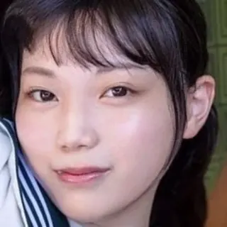 望実かなえ