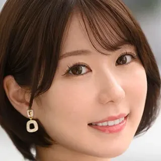 水無月ゆり