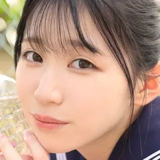 白百合みなみ